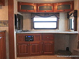 2010 Keystone Cougar Photo #11