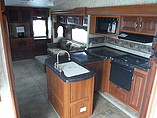 2011 Keystone Cougar Photo #10