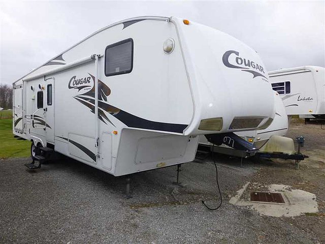 08 Keystone Cougar