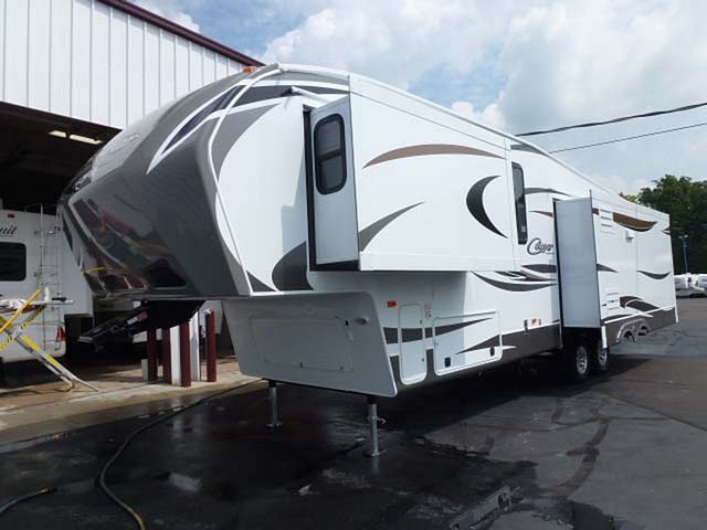 14 Keystone Cougar