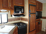 2011 Keystone Cougar Photo #16