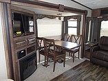 2016 Keystone Keystone Photo #12