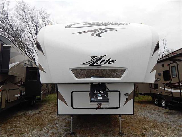 2015 Keystone Cougar X-Lite Photo