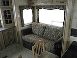 2010 Keystone Everest Photo #4