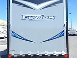 2015 Keystone Fuzion Photo #17