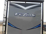 2015 Keystone Fuzion Photo #7