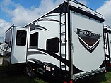 2015 Keystone Fuzion Photo #2