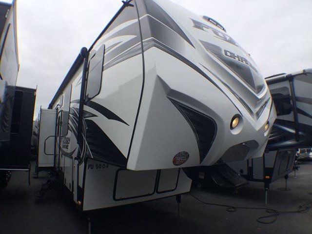 2015 Keystone Fuzion Photo