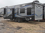 2015 Keystone Fuzion Photo #4