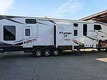2011 Keystone Fuzion Photo #25