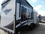 2015 Keystone Fuzion Photo #4