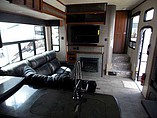 2015 Keystone Fuzion Photo #10