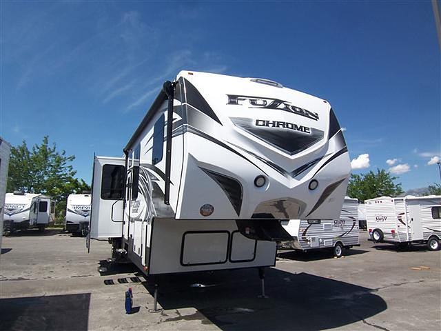 2015 Keystone Fuzion Photo
