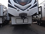 2015 Keystone Fuzion Photo #3