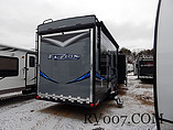 2015 Keystone Fuzion Photo #3