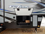 2015 Keystone Fuzion Photo #25