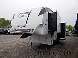 2011 Keystone Fuzion Photo #2