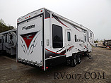 2011 Keystone Fuzion Photo #4