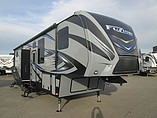 2015 Keystone Fuzion Photo #6