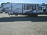 2015 Keystone Fuzion Photo #2
