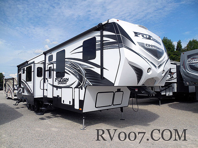 2015 Keystone Fuzion Photo