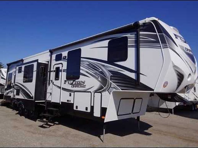 2014 Keystone Fuzion Photo