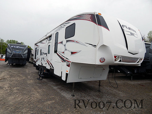 2011 Keystone Fuzion Photo