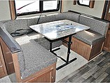 2016 Keystone Hideout Photo #8