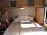 2013 Keystone Hideout Photo #11