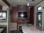 2014 Keystone Landmark 365 Photo #4
