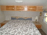 2002 Keystone Laredo Photo #15