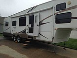 2007 Keystone Laredo Photo #2