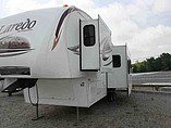 2009 Keystone Laredo Photo #2