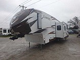 2014 Keystone Laredo Photo #3