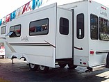 2004 Keystone Laredo Photo #2