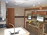 2009 Keystone Laredo Photo #5