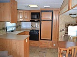 2006 Keystone Laredo Photo #7