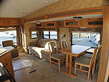 2005 Keystone Laredo Photo #5