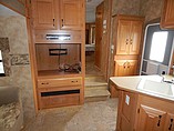 2007 Keystone Laredo Photo #17