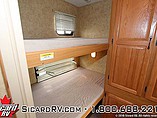 2009 Keystone Laredo Photo #19