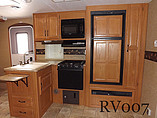 2009 Keystone Laredo Photo #16