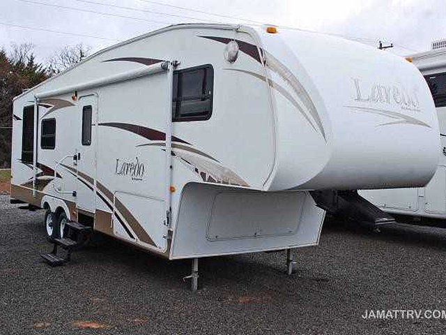 2008 Keystone Laredo Photo
