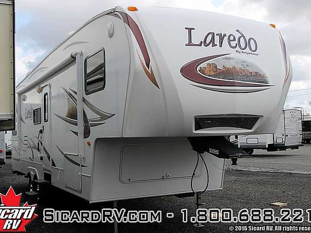 2009 Keystone Laredo Photo