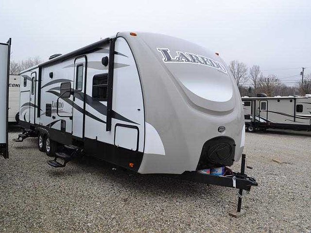 2015 Keystone Laredo Photo