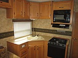 2006 Keystone Laredo Photo #9