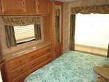 2006 Keystone Laredo Photo #13