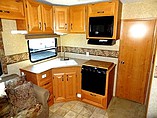 2007 Keystone Laredo Photo #28
