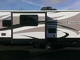 2015 Keystone Laredo Photo #4