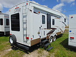 2008 Keystone Laredo Photo #16