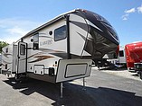 2015 Keystone Laredo Photo #3